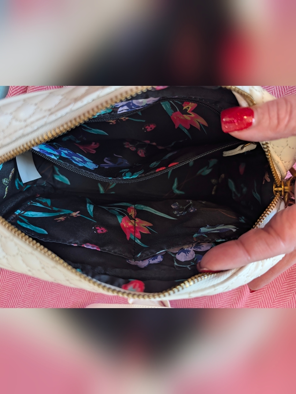 Betsey Johnson For Shore Cream Camera Shell-Pattern Crossbody Bag - Picture 3 of 5